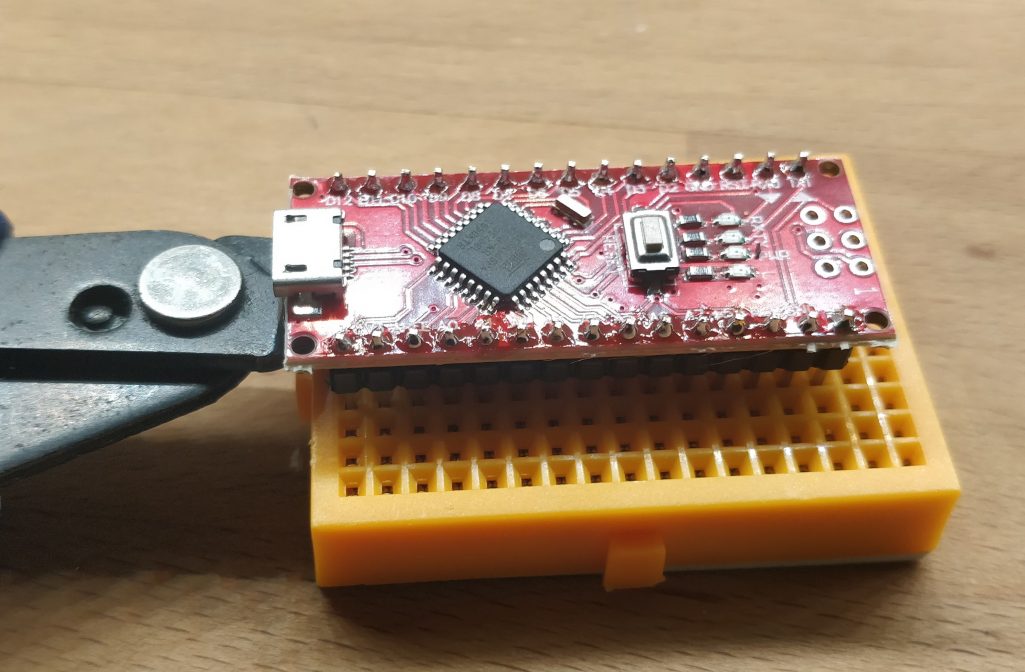 Lab – Headers solderen op je Arduino Nano voor het breadboard – Junior IOT