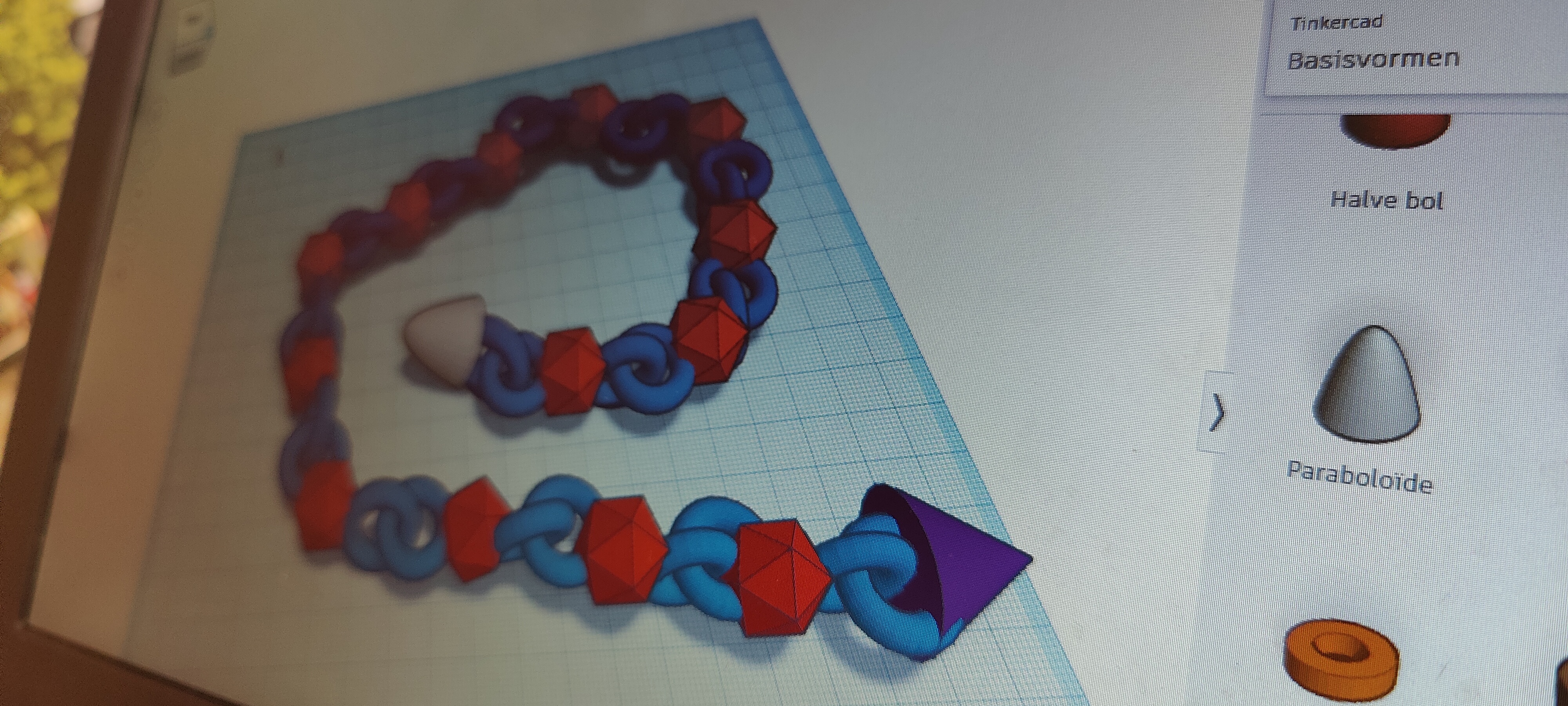 Info bij: TinkerCad Inloggen
