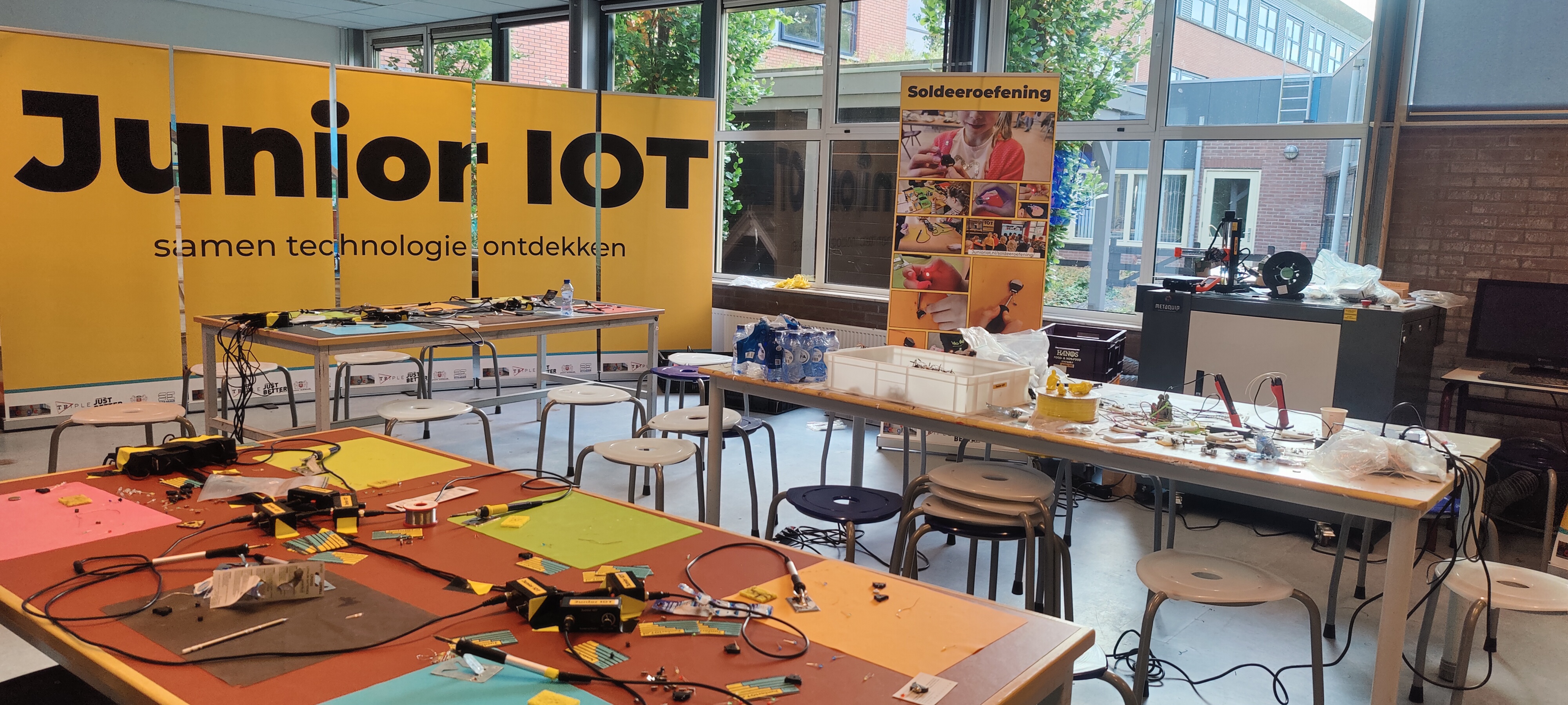 Junior IOT inloop samen met jouw makerspace, maakplaatsen in technologie, kunst en cultuur