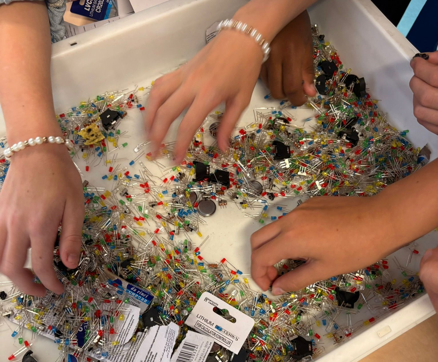 Ontdekken, samenwerken en maken: Junior IOT op basisschool Atalanta